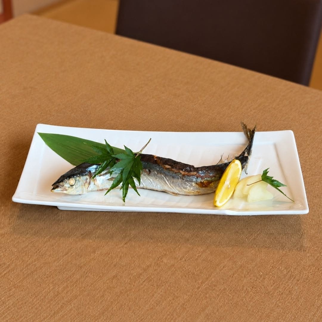 秋刀魚炙燒握壽司