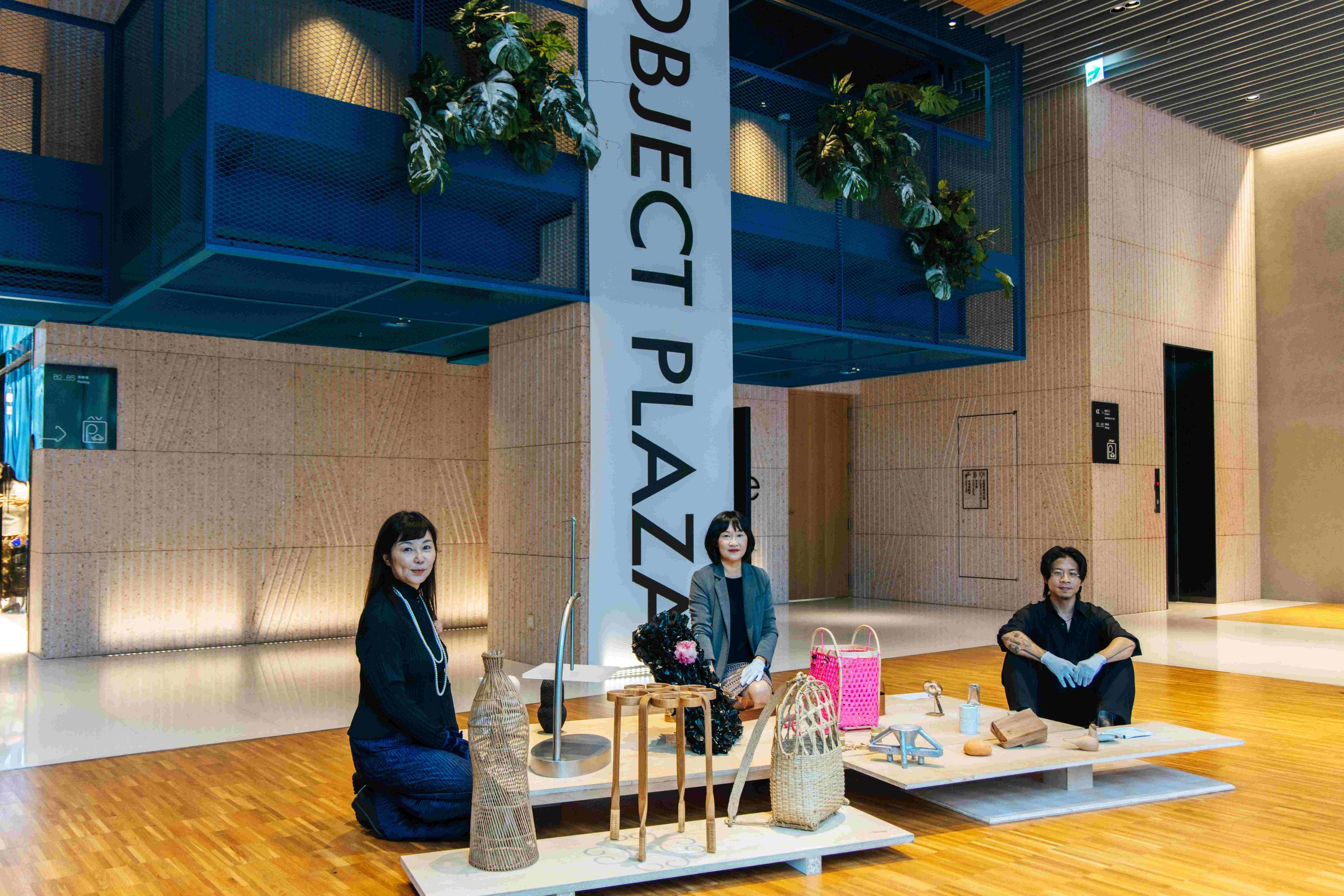 00_1F 主題展區 -OBJECT PLAZA 三位策展人，左至右為林曉瑛、方敘潔、陳彥安（圖：南港老爺行旅提供）.jpg