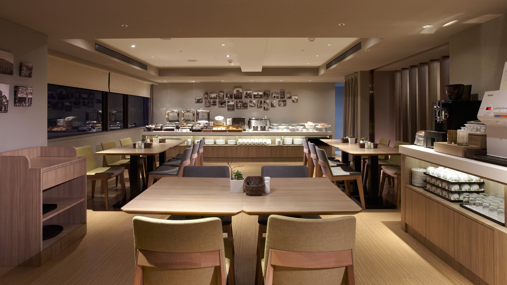 ILS_餐廳(早餐時段).jpg