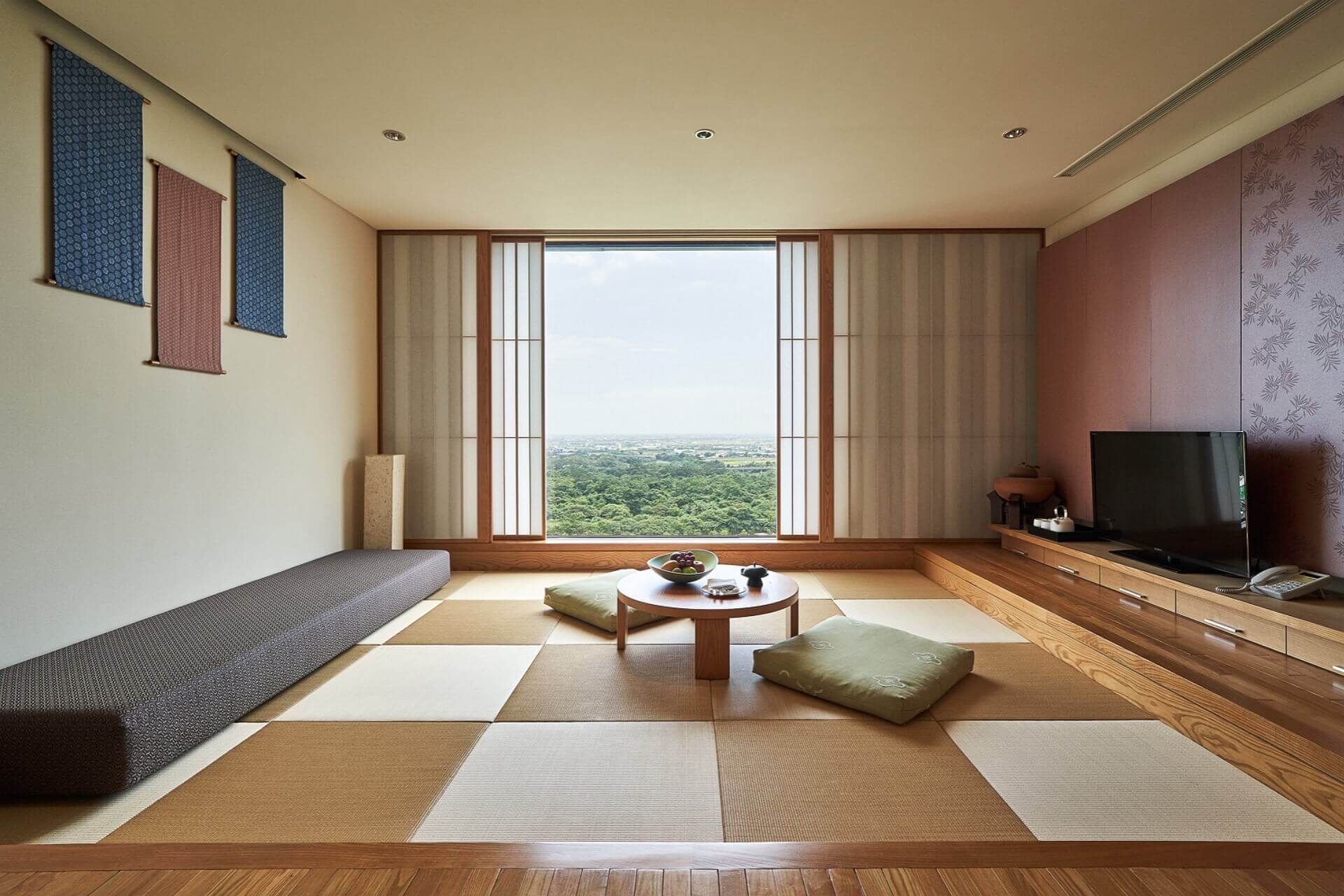 Superior Royal Suite