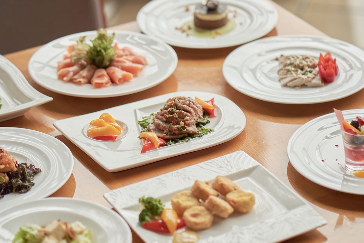 🍽️ 2026 雲天自助餐廳｜專屬族群用餐優惠