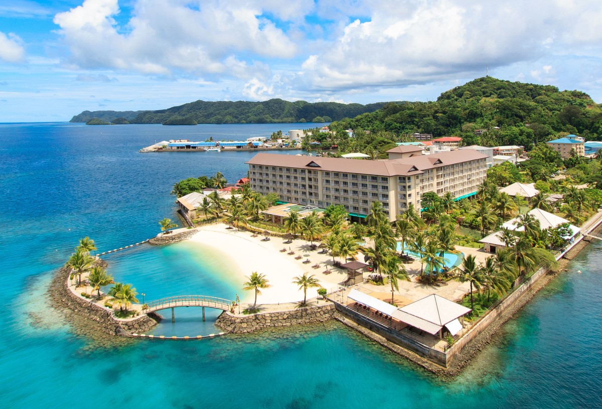 入住帛琉老爺酒店，旅人可體驗水母湖浮潛、海底花園、牛奶湖火山泥天然SPA、藍色珊瑚區等豐富旅遊行程.jpg