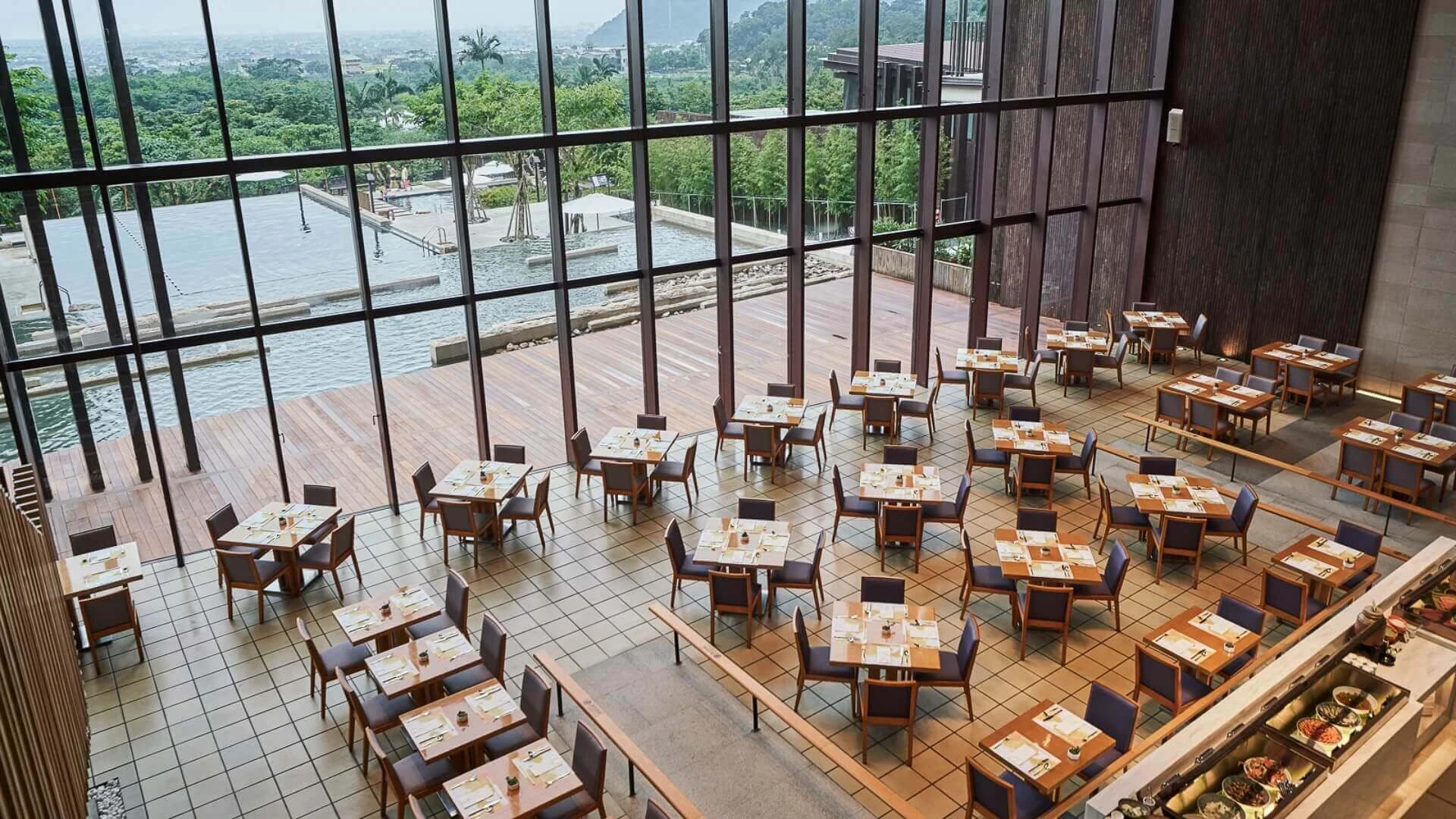 礁溪老爺酒店｜雲天餐廳－年滿 65 歲用餐優惠