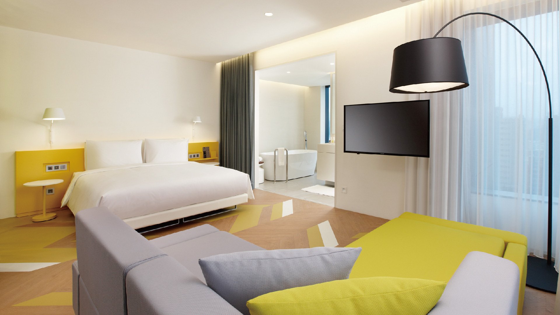 デラックスルーム