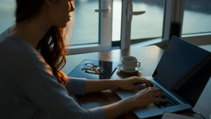 Nederlandse bedrijven zeggen dat thuiswerken blijft en verwachten off shoring van 10% van flexibele banen