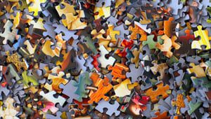 8 voorbeelden van community-based leren in organisaties (concreet en werkbaar)