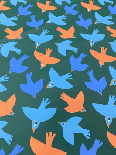 Tela Impermeável Estampa de Passáros com Fundo Verde