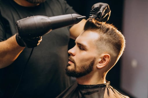 Vitor Hugo Barber: A nova referência em estilo masculino