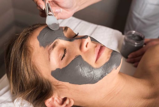 Peeling Hollywood: Desvendando a Sua Beleza Interior e Exterior