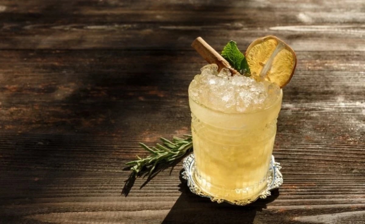 AS RECEITAS DOS MELHORES COCKTAILS DE FRUTA