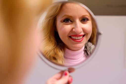 Facetas Estéticas em Compósito para Corrigir o Sorriso