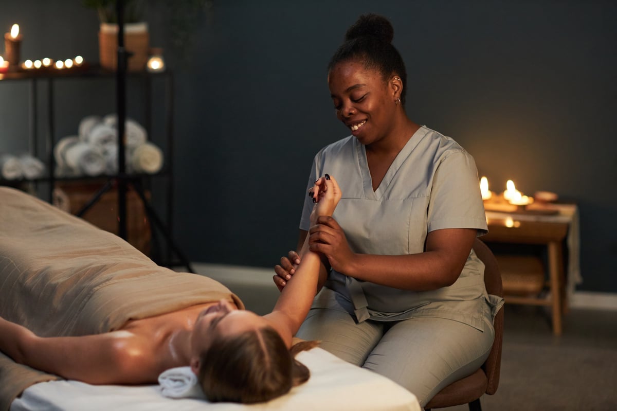 Massagem Relaxante em Cascais: Alivie Tensões e Stress