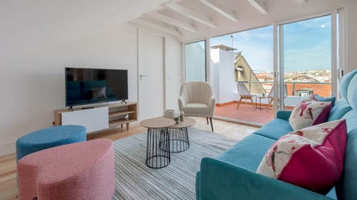 Remodelação Total de Alojamento Local na Rua da Condessa - Lisboa