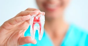 Imagem do produto Desvitalização de Dente com Três ou Mais Canais