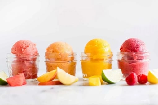 SOBREMESAS COM FRUTAS