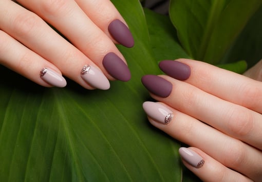 Extensão em Gel – Unhas Perfeitas e Duradouras