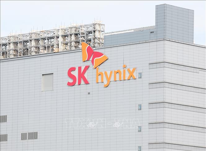 Cổ phiếu SK hynix lao dốc tại Seoul sau màn chào sàn ấn tượng trên Nasdaq