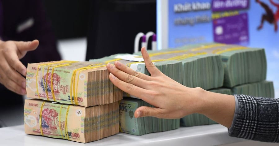 Nhiều ngân hàng đồng loạt mở rộng vốn, củng cố năng lực tài chính