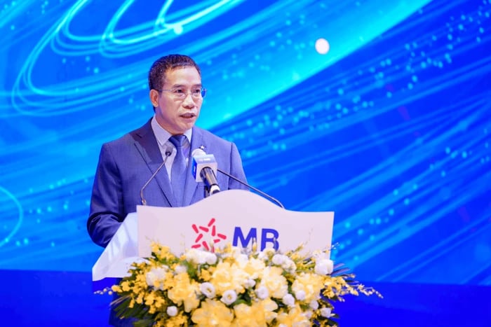 Cổ đông MB hỏi về kế hoạch nới room ngoại, Chủ tịch Lưu Trung Thái nói gì?