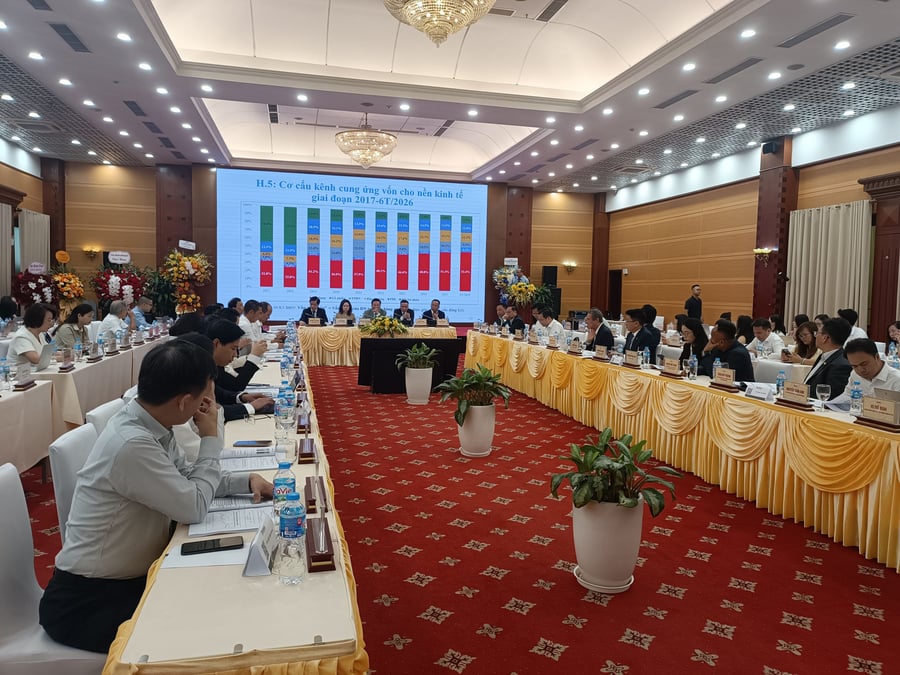 Cần ban hành một chương trình tổng thể về cải cách và phát triển thị trường tài chính