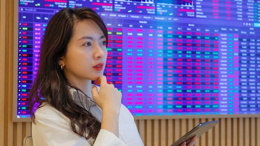 VN-Index mất mốc 1.830 dù khối ngoại chi 1.800 tỷ đồng gom cổ phiếu VIC