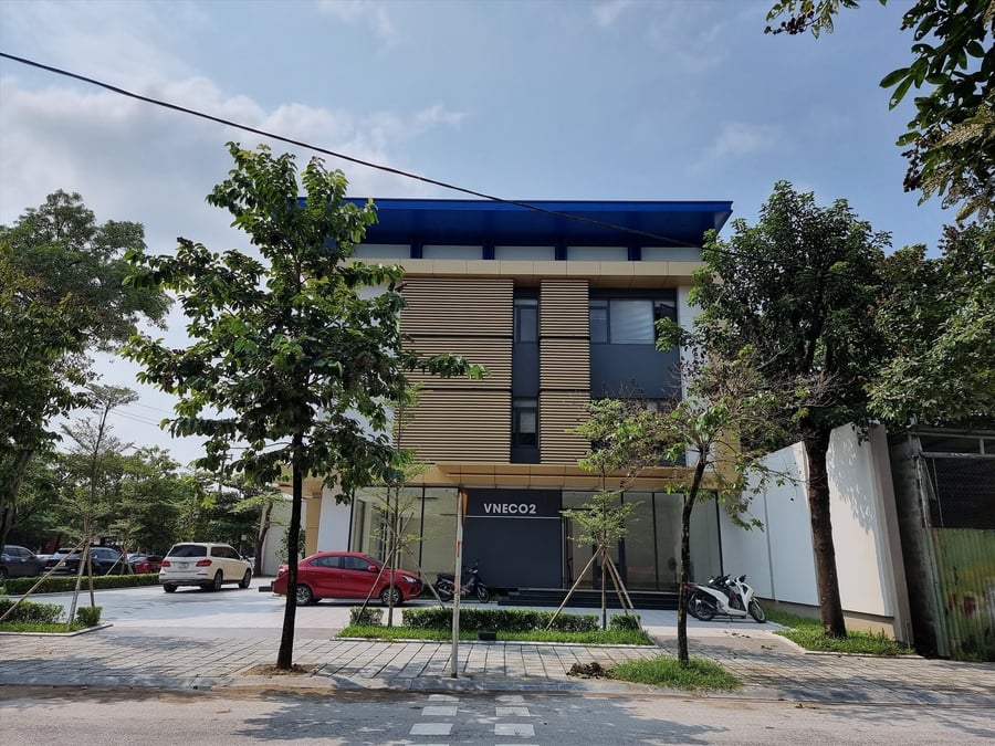 VNECO2 (VE2) bị phạt và mất tư cách công ty đại chúng do vi phạm trong công bố thông tin