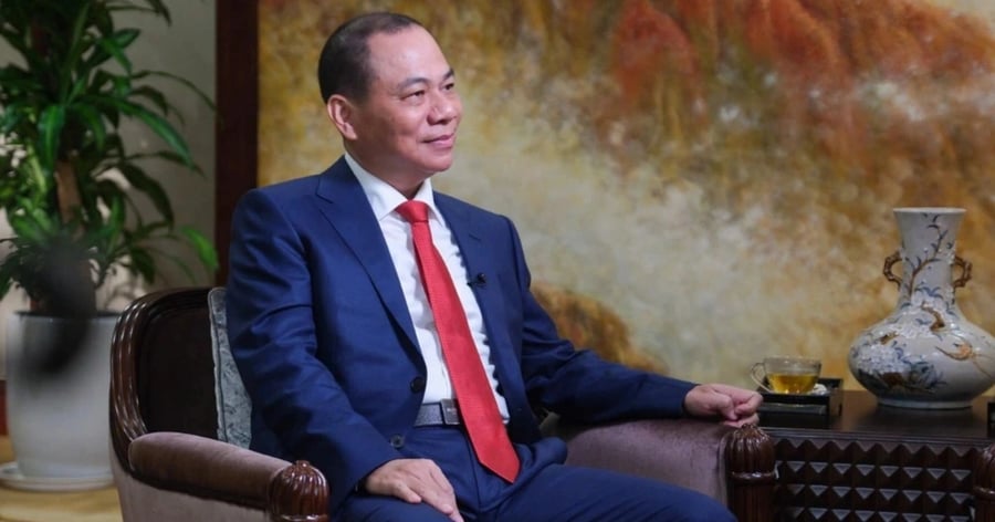 Diễn biến đối lập của 2 cổ phiếu đình đám liên quan tỷ phú Phạm Nhật Vượng