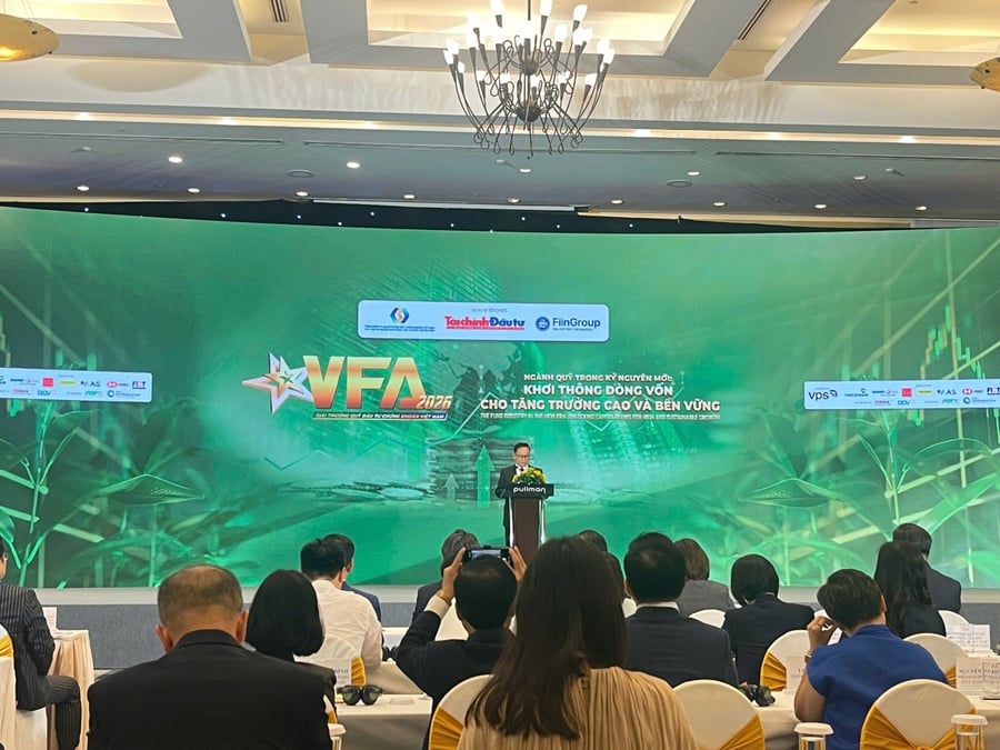 Từ 0,7% lên 5% GDP: Ngành quỹ lấy gì để bứt tốc?