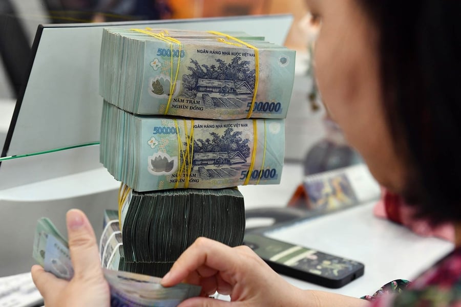Thay đổi mới về thuế hộ kinh doanh; chuyển khoản trên 500 triệu hết thời 'lách luật'