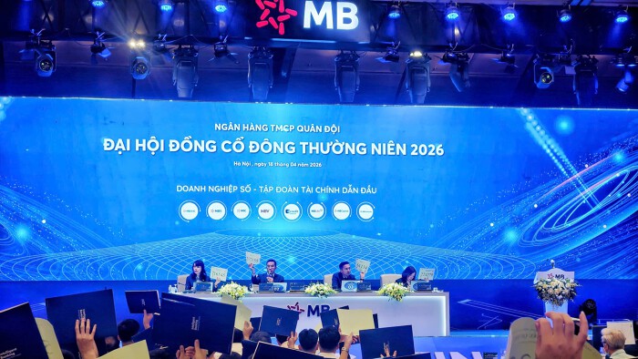 MBBank lãi quý I khoảng 9.500 tỷ, lãnh đạo nói về tình trạng nợ của Novaland