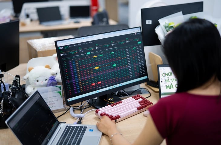 Chứng khoán 5-8: VN-Index tiến về 1.800 điểm, giới phân tích cùng chung một lưu ý