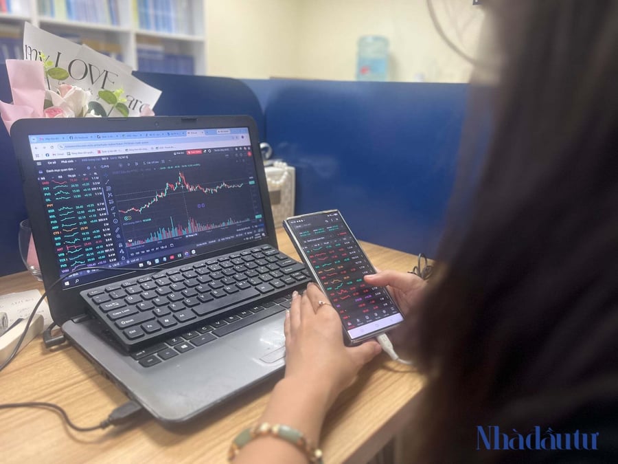 Nhóm Vingroup tỏa sáng đưa VN-Index vượt mốc 1.850 điểm