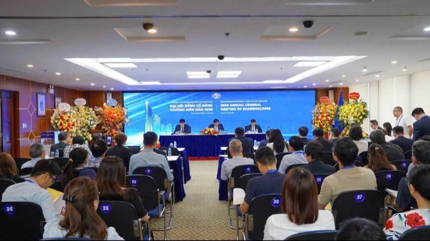 Vinaconex đẩy mạnh đầu tư nhà ở xã hội, khu công nghiệp và xử lý nước thải