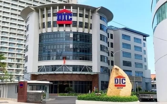 Doanh nghiệp bất động sản chìm trong thua lỗ