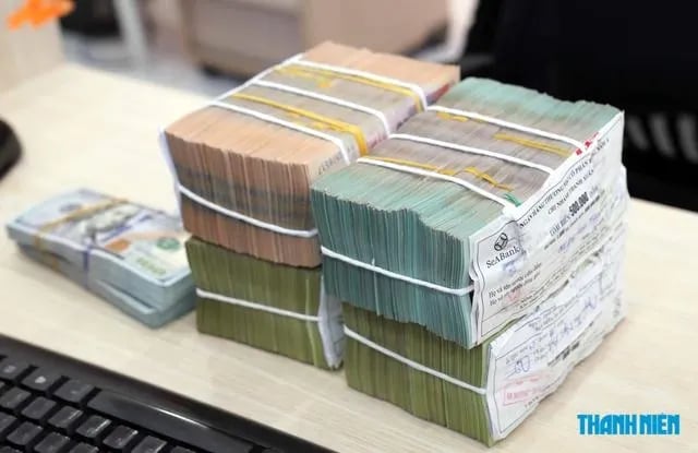 Nhiều cổ phiếu giảm sâu, bắt đáy được chưa?