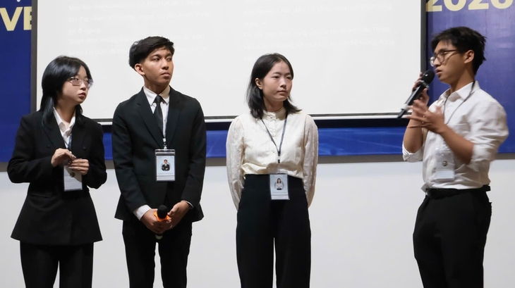 Gần 3.000 sinh viên thi đầu tư chứng khoán, chung kết giao dịch bằng tiền thật