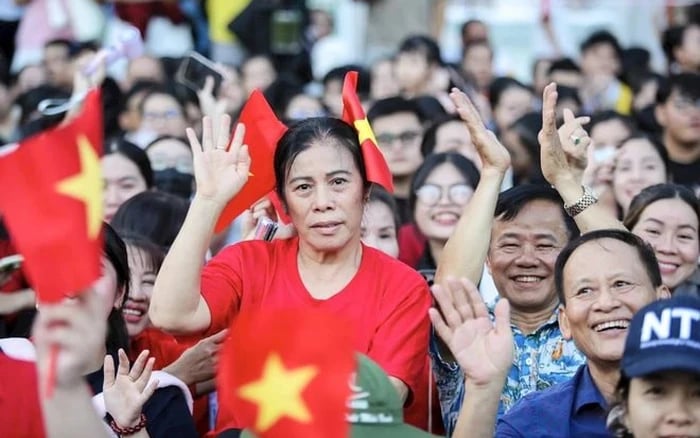 Tin vui cho hơn 8 triệu người Việt Nam: Tỷ phú Phạm Nhật Vượng chia sẻ về ưu tiên đặc biệt