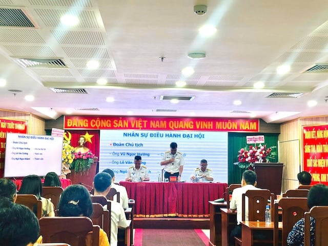 ĐHĐCĐ TCL: Làm gì để giữ kế hoạch tăng trưởng hai chữ số và cổ tức trên 25%?