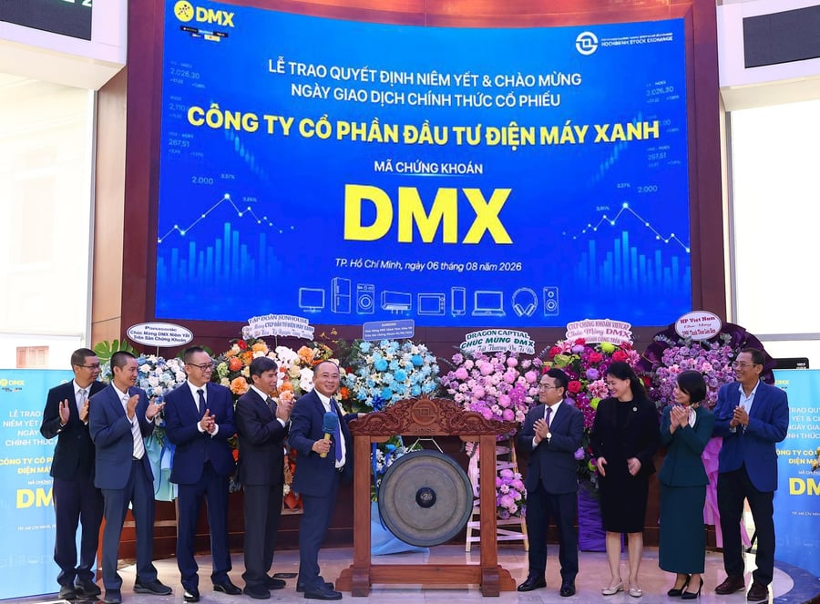 CEO Điện Máy Xanh đặt cược 22 tỷ đồng vào cổ phiếu DMX ngay ngày đầu giao dịch