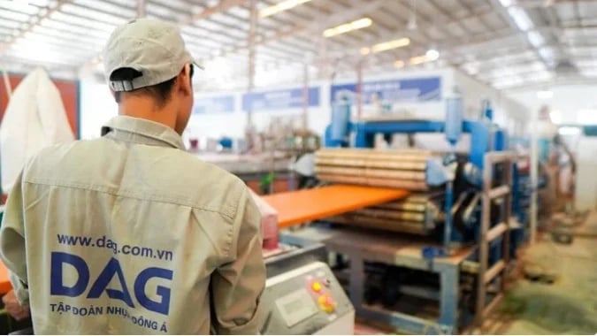 Nhựa Đông Á bị phạt vì chậm công bố thông tin, hai năm lỗ gần 800 tỷ đồng