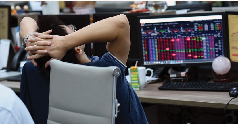 Vì sao TTCK giảm mạnh hơn kỳ vọng trong tháng 7