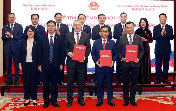 Hãng hàng không của tỷ phú Nguyễn Thị Phương Thảo sẽ tài trợ thuê mua 10 máy bay với ngân hàng Trung Quốc