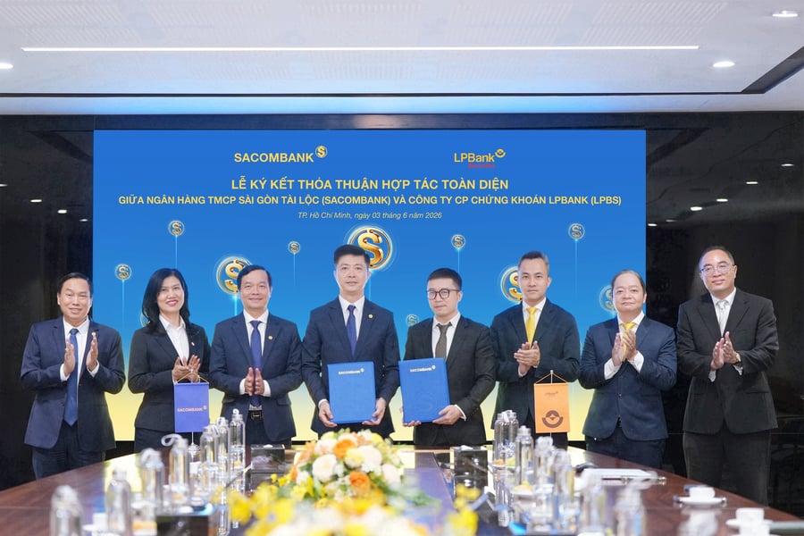 SACOMBANK và LPBS ký kết hợp tác toàn diện, gia tăng tiện ích và trải nghiệm cho khách hàng