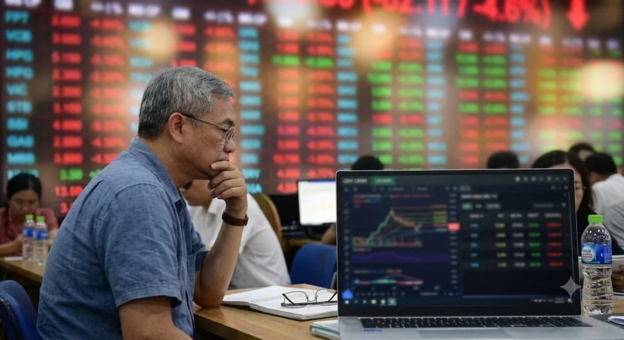 VN-Index hồi phục mạnh sau chuỗi giảm sốc: Chuyên gia cảnh báo đừng vội bắt đáy