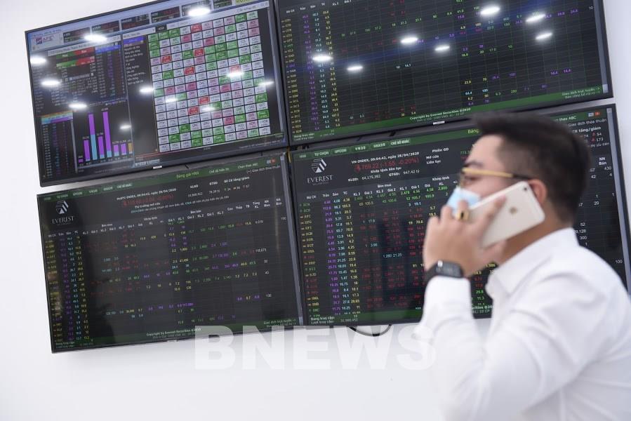 Soi tiềm năng MWG, VNM và PVD: BVSC dự báo lợi nhuận tăng trưởng mạnh