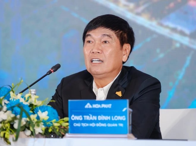 Phản ứng của Chủ tịch Hòa Phát, FPT khi bị chất vấn về giá cổ phiếu