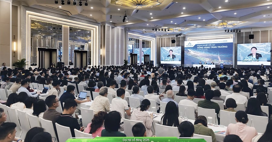 “Hỏi xoáy, đáp xoay” về giá cổ phiếu