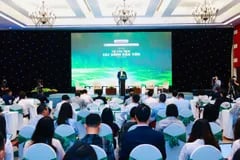 VN Index lại thủng mốc 1.800 điểm