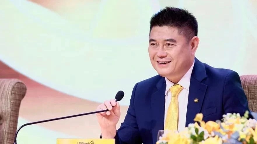 Cổ phiếu Sacombank liên tục tăng giá và 'cháy hàng'