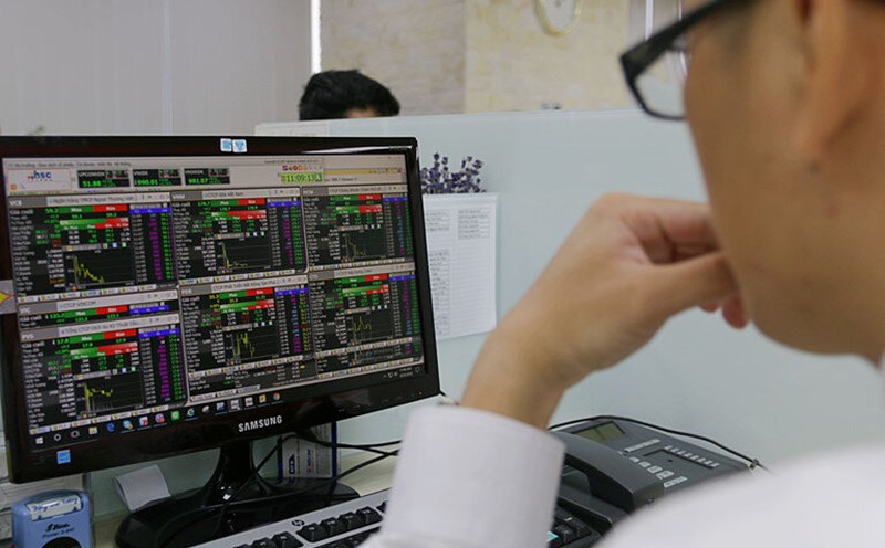 Giải pháp phục hồi thị trường chứng khoán Việt Nam